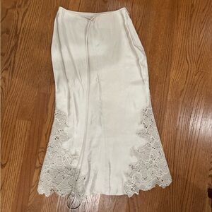 H&M Cream Midi Skirt with Lace Detail
